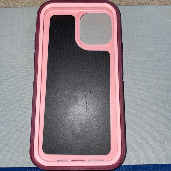 iPhone 12/12 pro protective case - Picture 2 of 2